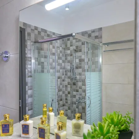 Michael's Apartment's *