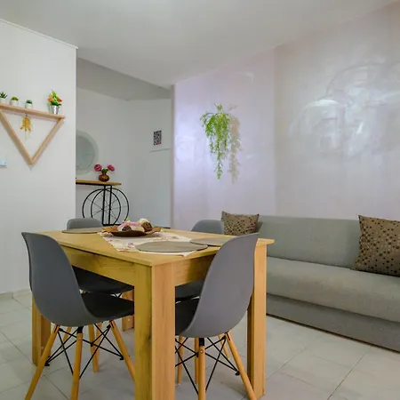 Apartment Michael's Apartment's