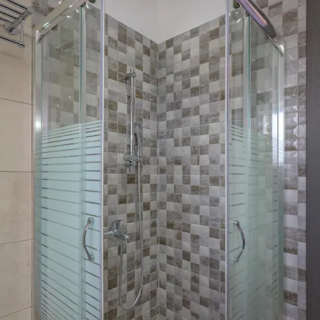 Apartment Michael's Apartment's *