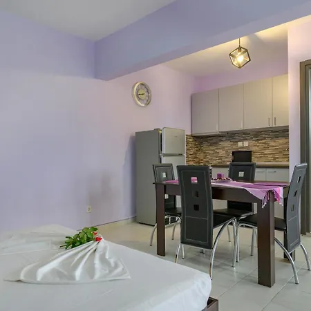 Apartment Michael's Apartment's Nea Roda