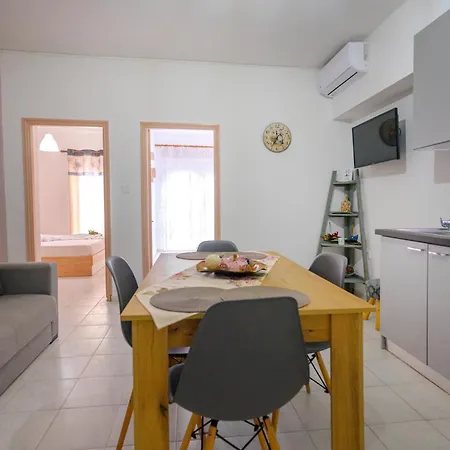 Apartment Michael's Apartment's *