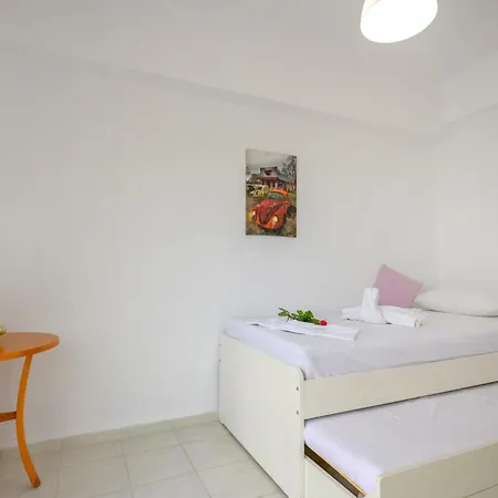 Michael's Apartment's Apartment