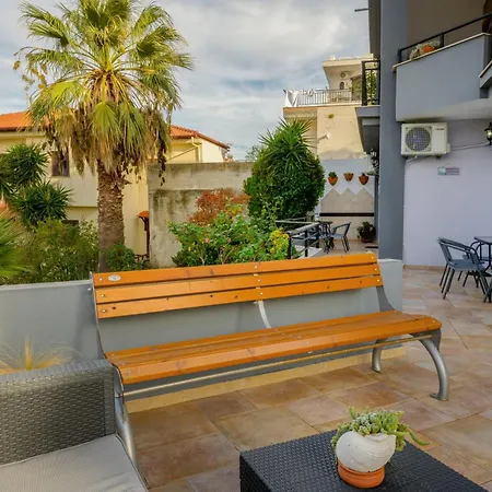 Apartment Michael's Apartment's Nea Roda