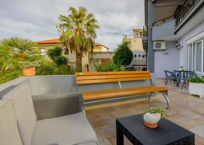 Michael's Apartment's * Nea Roda