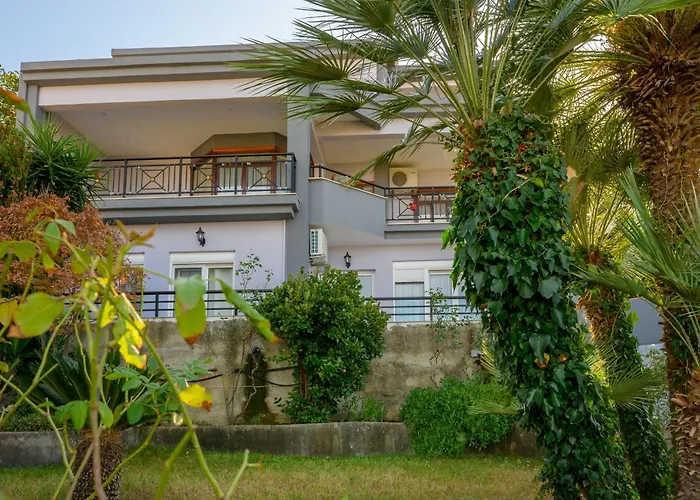 Michael's Apartment's Nea Roda